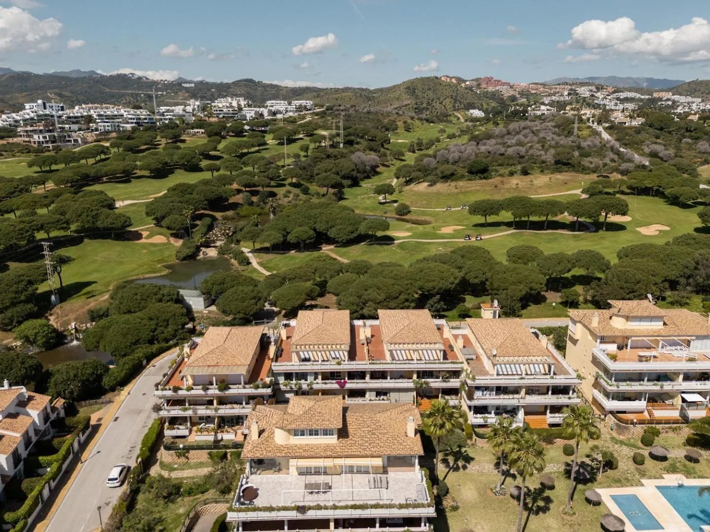 Domillion 2Bdr 2Bath Apt Lomas33 Cabopino Golf Marbella Spanje