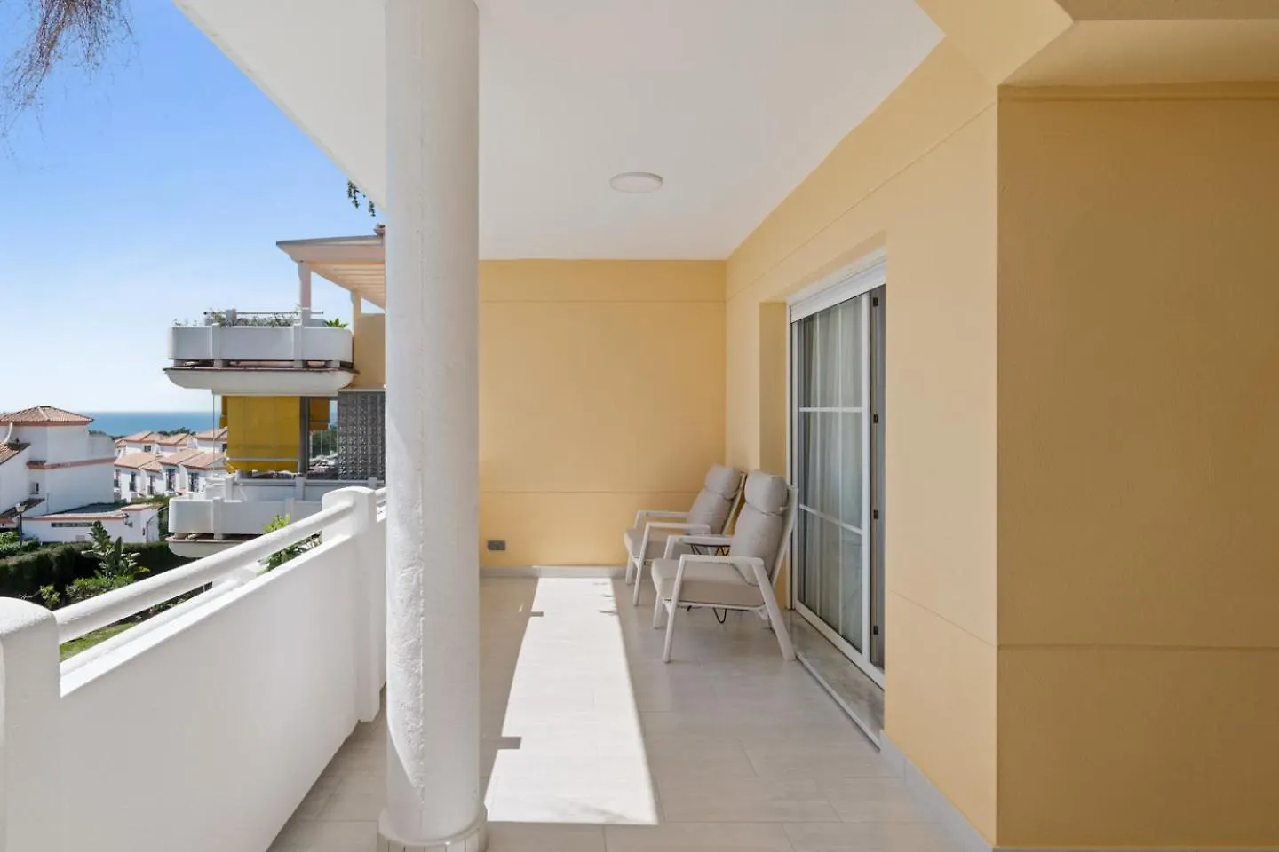 Domillion 2Bdr 2Bath Apt Lomas33 Cabopino Golf Marbella 0*,  Spanje